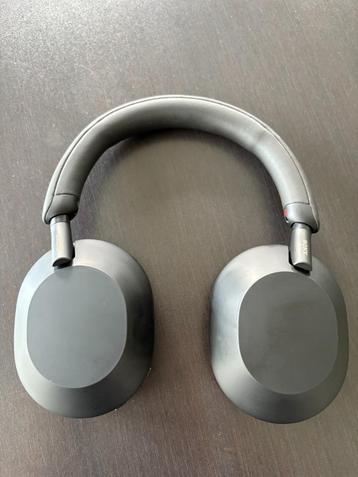 Sony WH-1000XM5 hoofdtelefoon beschikbaar voor biedingen