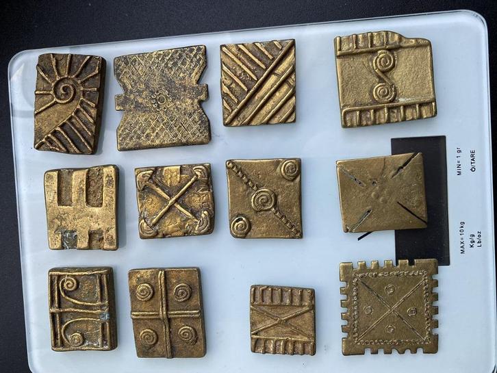 12 gouden weeggewichten, Akan, Ghana s18, Antiek en Kunst, Kunst | Niet-Westerse kunst, Ophalen of Verzenden