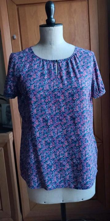 Blouse met kleine bloemetjes  - maat 38 beschikbaar voor biedingen