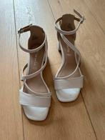 Witte sandalen tamaris, Kleding | Dames, Wit, Sandalen of Muiltjes, Zo goed als nieuw, Ophalen