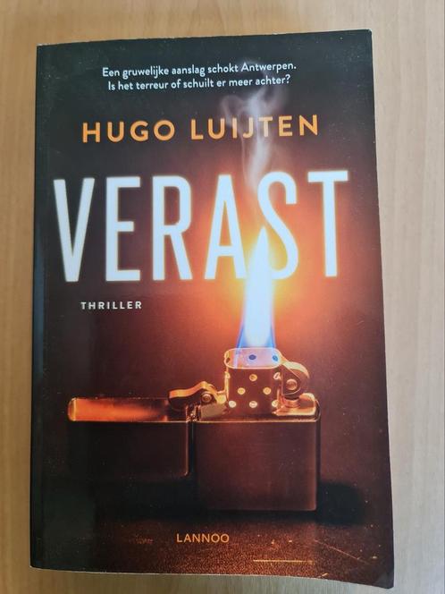 Boek : verast / Hugo Luijten, Livres, Thrillers, Comme neuf, Enlèvement ou Envoi