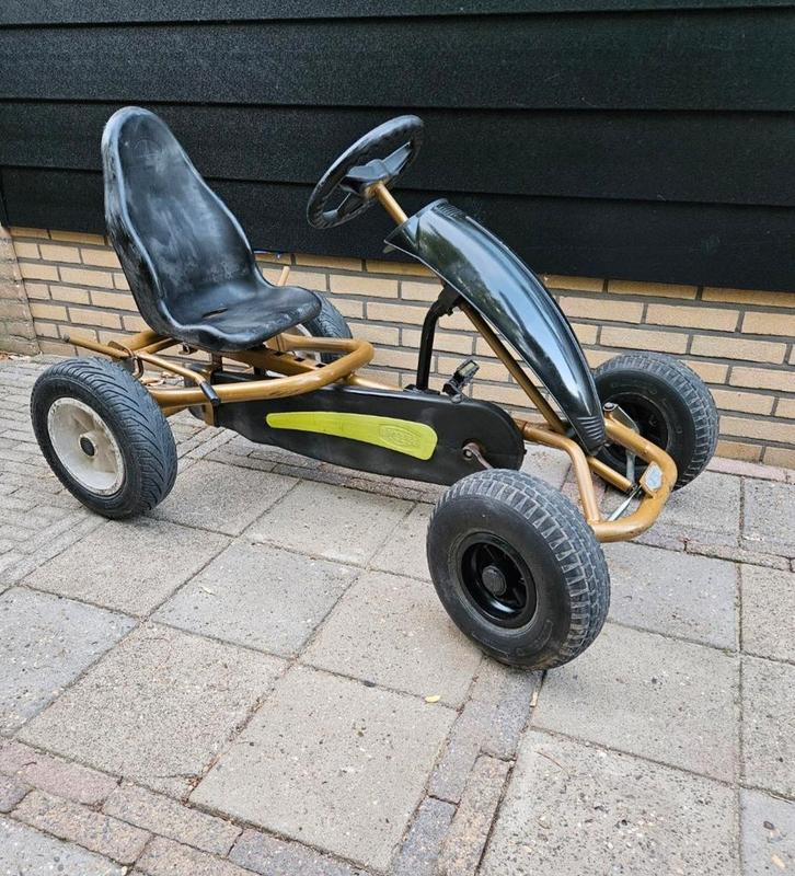 Berg go-cart met Trekhaak, Kinderen en Baby's, Speelgoed | Buiten | Skelters, Zo goed als nieuw, Berg, Met kar of aanhanger, Ophalen