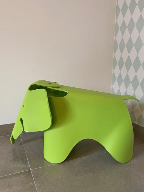 Vitra - Charles & Ray Eames - Stoel - Elephant Large groen, Antiek en Kunst, Antiek | Meubels | Stoelen en Sofa's, Ophalen
