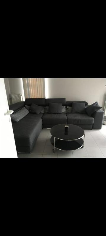 Mooie zithoek beschikbaar voor biedingen