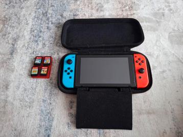 Nintendo Switch + case + 4 games – in goede staat beschikbaar voor biedingen