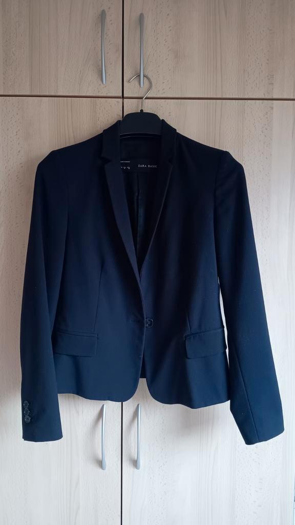 3 blazer jasjes van Zara, Vero Moda en Only maat 36, Kleding | Dames, Jasjes, Kostuums en Pakken, Gedragen, Jasje, Maat 36 (S)