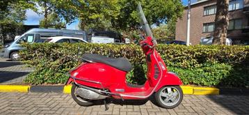 Vespa GTS250ie met defecte oliepomp beschikbaar voor biedingen