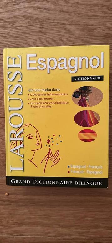 A vendre Dictionnaire espagnol-français grand format A4 disponible aux enchères