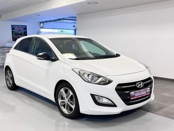 Hyundai i30 1.6 benzine Automaat 162.000km 02/2016 beschikbaar voor biedingen