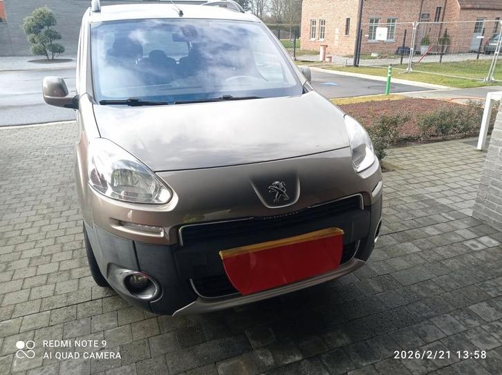 Peugeot partner tepee 1.6 Hdi, Auto's, Citroën, Particulier, Diesel, Euro 5, Monovolume, 5 deurs, Handgeschakeld, Beige, Beige