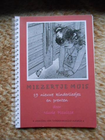 Miezertje muis kinderliedjes voorzien van trekharmonica-nota beschikbaar voor biedingen
