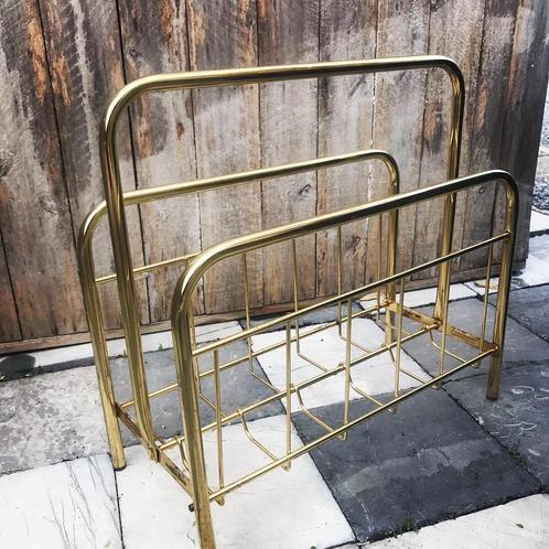 Vintage magazine of platen rek messing, Huis en Inrichting, Woonaccessoires | Krantenbakken en Lectuurbakken, Ophalen