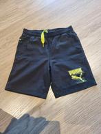 Sportshort maat 116, Enlèvement ou Envoi