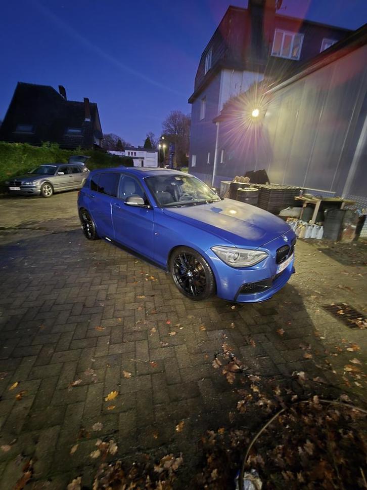 Bmw m135 competition, Auto's, BMW, Bedrijf, 1 Reeks, Lichtmetalen velgen, Benzine, 5 deurs, Automaat, Blauw, BTW verrekenbaar