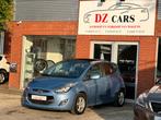 HYUNDAI IX20 1.4D 90PK ///OPEN DAK / DIGITALE AIRCO ///, Auto's, Hyundai, Voorwielaandrijving, Stof, Zwart, 4 cilinders