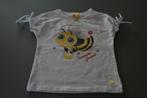 witte t-shirt met bij maat 104, Enfants & Bébés, Vêtements enfant | Taille 104, Enlèvement ou Envoi, Comme neuf, Fille, Chemise ou À manches longues