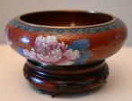 Antieke Chinese schaal, Ophalen
