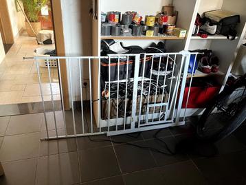 Hondenpoort nieuw  deuropening Tussen 85 en 155 cm beschikbaar voor biedingen