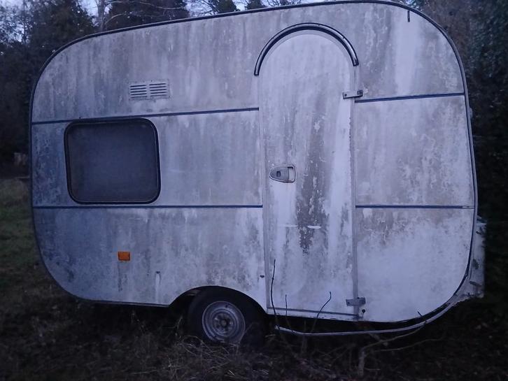 Epave caravane., Autos : Pièces & Accessoires, Carrosserie & Tôlerie