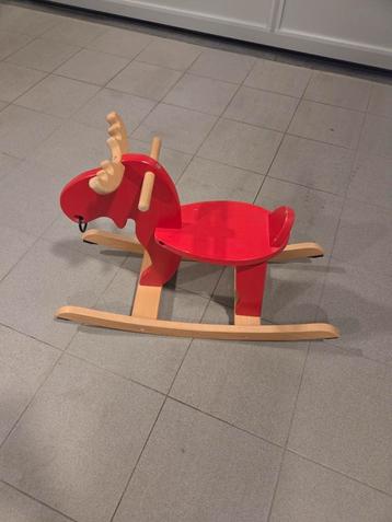 Schommelpaard beschikbaar voor biedingen