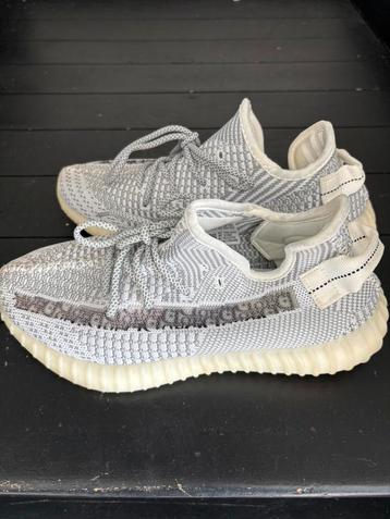 Yeezy X Dior maat 40 als nieuw beschikbaar voor biedingen