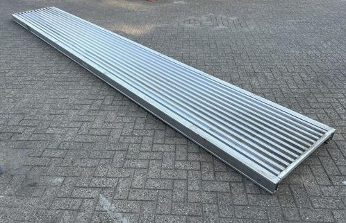 Layher aluminium werkbrug/loopbrug/steigerbrug 6.15x0.90M, Doe-het-zelf en Bouw, Hang- en Sluitwerk, Gebruikt, Overige typen, Ophalen