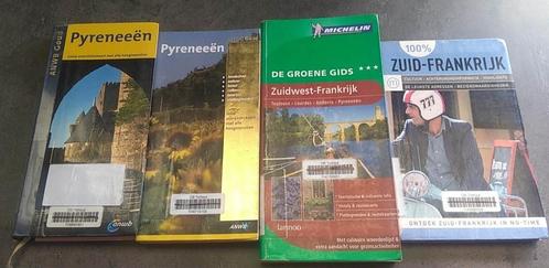 reisgidsen Pyreneeën, Livres, Guides touristiques, Utilisé, Vendu en Flandre, pas en Wallonnie, Enlèvement ou Envoi