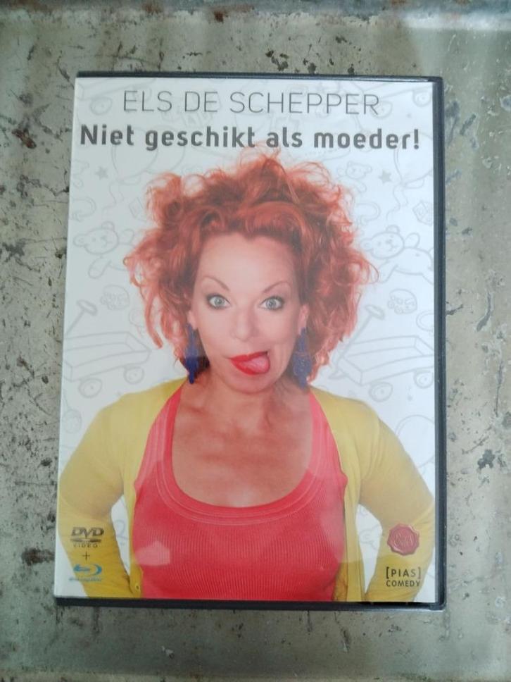 Els De Schepper – Niet geschikt als moeder, Cd's en Dvd's, Dvd's | Cabaret en Sketches, Nieuw in verpakking, Stand-up of Theatershow