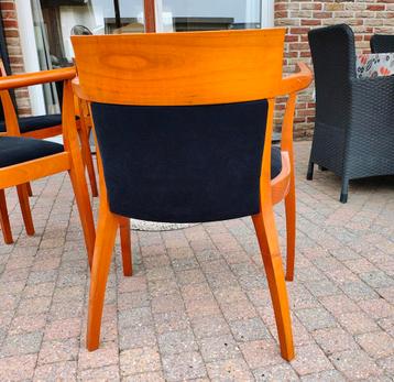 Eetkamerstoelen kerselaarhout 45€/st beschikbaar voor biedingen