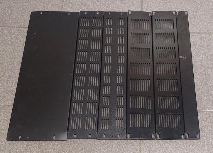 19 duim coverplate of faceplate voor flightcase, Muziek en Instrumenten, Behuizingen en Koffers, Gebruikt, Speaker of Versterker