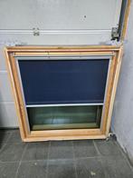 Velux dakramen GGL SK06 114x118 compleet met gootstukken, Ophalen, Zo goed als nieuw