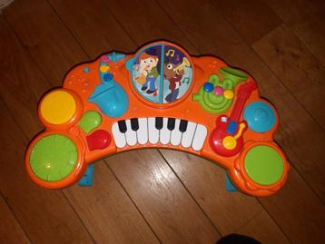 jouet piano 1-3 ans beschikbaar voor biedingen