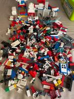 LEGO VRAC BRIQUES BLANCHES ET PETITES PIECES - 1kg275 (LOT B)