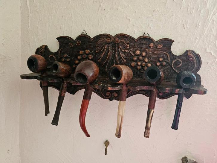 Pijpenrek met tabakspijpen, Verzamelen, Rookartikelen, Aanstekers en Luciferdoosjes, Gebruikt, (Water)pijp, Ophalen