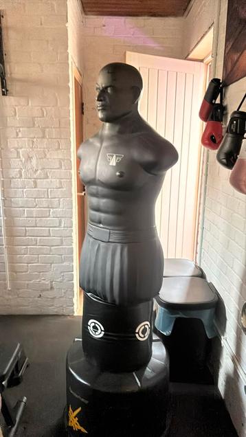 A vendre beschikbaar voor biedingen