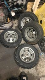 Booster next gen velg met band, Ophalen, Zo goed als nieuw