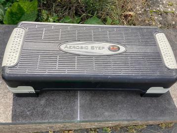 Aerobic step beschikbaar voor biedingen