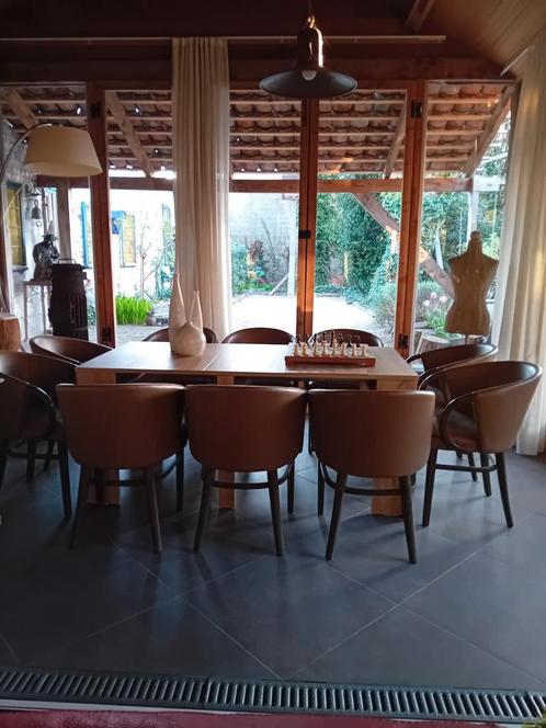 Uitschuifbare tafel , zeer degelijk., Huis en Inrichting, Tafels | Eettafels, Zo goed als nieuw, Ophalen