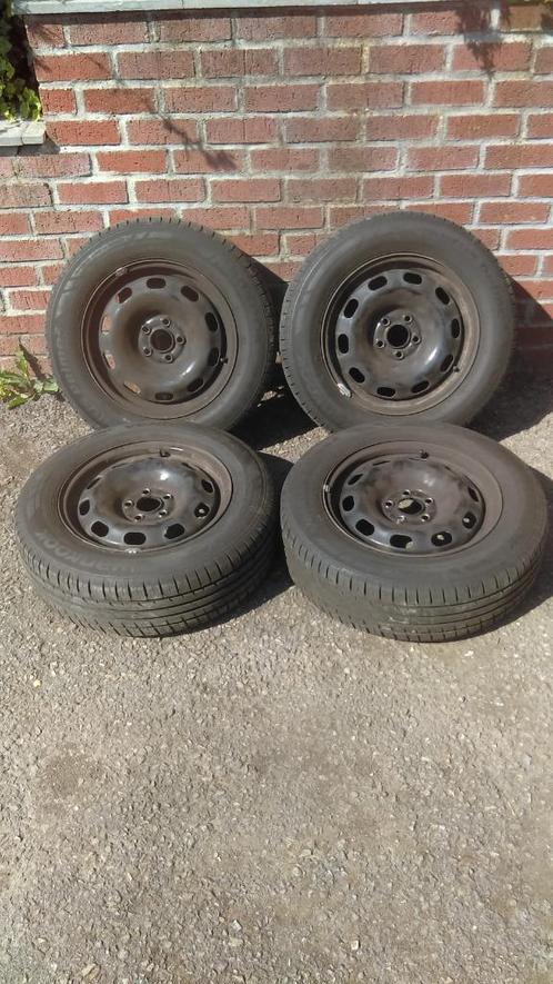 Jantes et pneus Skoda Octavia 195/65R15 91 H, Auto-onderdelen, Banden en Velgen, Band(en), Zomerbanden, Ophalen