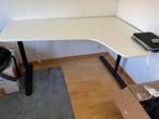 3x Ikea Bekant 160 x 110 corner desk, Zo goed als nieuw