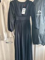 Robe longe noir jamais porté avec toujours l’étiquette (36), Vêtements | Femmes, Robes, Noir, Neuf