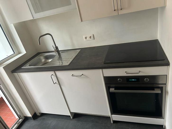 Cuisine complète (y compris les appareils électroniques), Maison & Meubles, Cuisine | Cuisines complètes, Utilisé, Cuisine à mur double