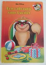 Een cadeautje voor Lucifer Walt Disney Disney boekenclub, Verzamelen, Ophalen of Verzenden, Assepoester of Belle, Gebruikt, Overige typen