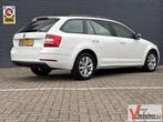 Skoda Octavia Combi 1.0 TSI Greentech Ambition Business | €, Auto's, Skoda, Automaat, Zwart, Wit, Bedrijf