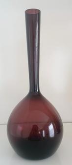 Mauve Aseda vaasje, Enlèvement ou Envoi