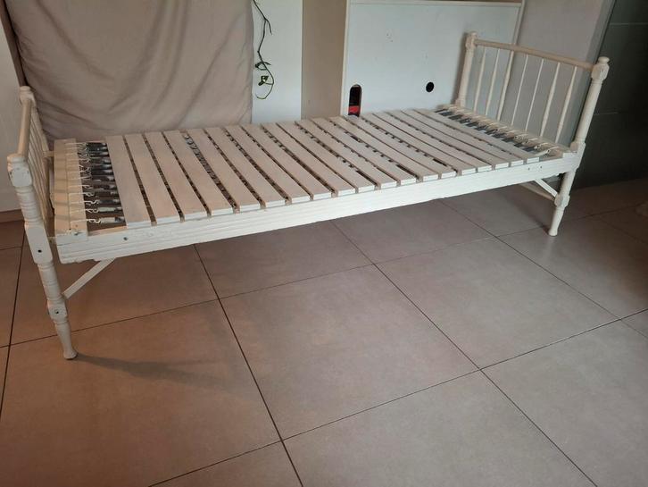 hout, stevig, plooibaar, Huis en Inrichting, Slaapkamer | Bedden, Gebruikt, Hout, Ophalen