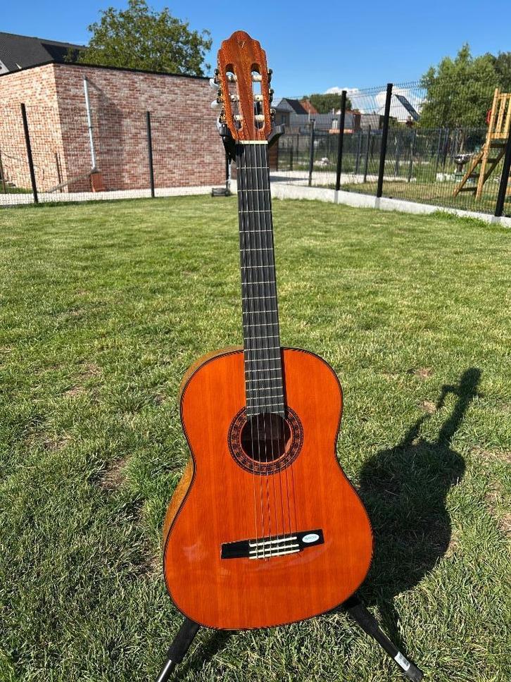 Valencia CG180 Klassieke Gitaar + bag, Muziek en Instrumenten, Snaarinstrumenten | Gitaren | Akoestisch, Zo goed als nieuw, Klassieke of Spaanse gitaar