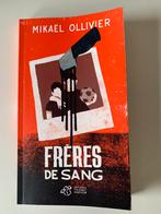 Frères de sang, Boeken, Ophalen of Verzenden, Gelezen