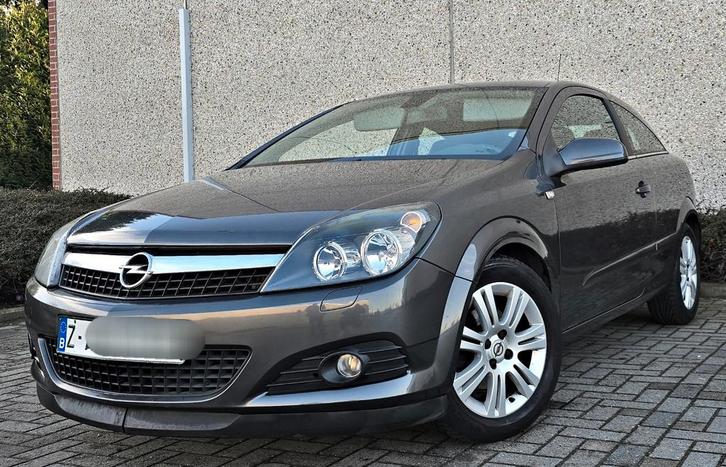 Opel Astra 1.4i GTC 1e Main Cuir Clim Cruise Sensor Garantie, Autos, Opel, Particulier, Astra, ABS, Airbags, Air conditionné, Ordinateur de bord