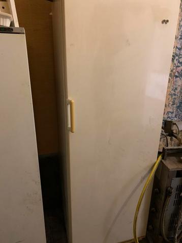 Frigo congélateur beschikbaar voor biedingen
